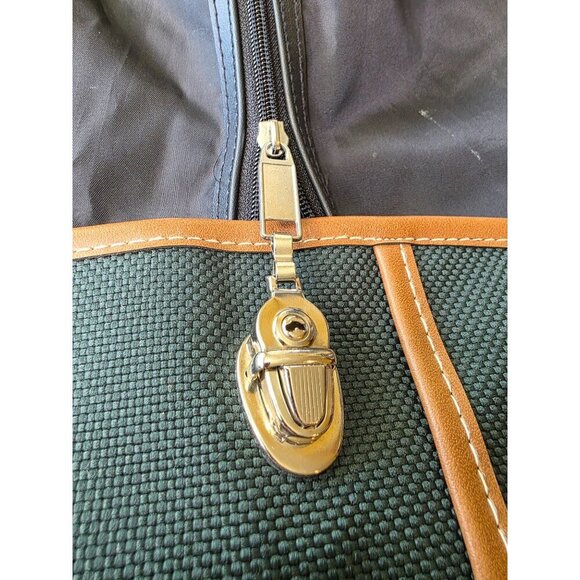 La Valege Garment Bag Luggage Leather Trimmed 22 x 22 Green - Picture 11 of 16